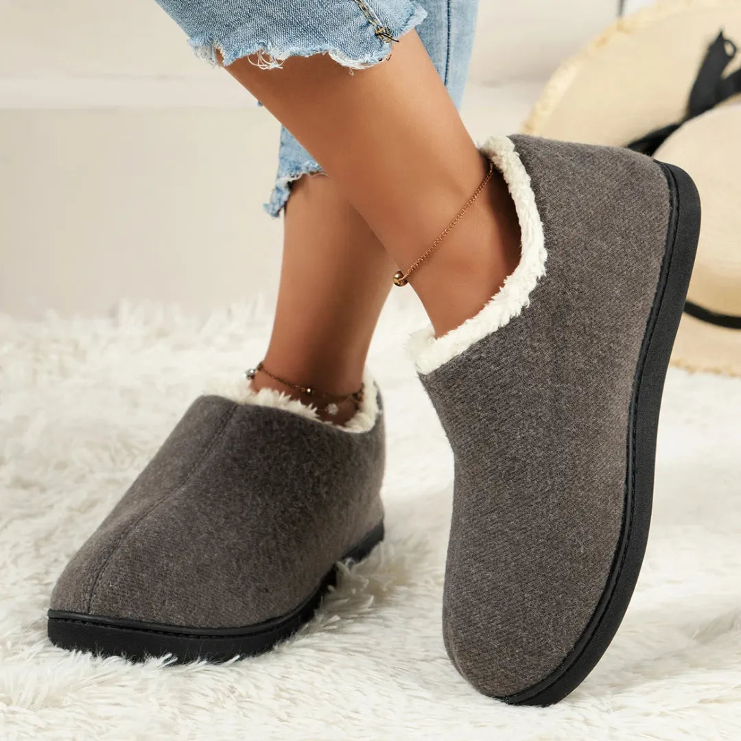 Clara Warme Dames Pantoffels – Pluche Sloffen met Harde Zool