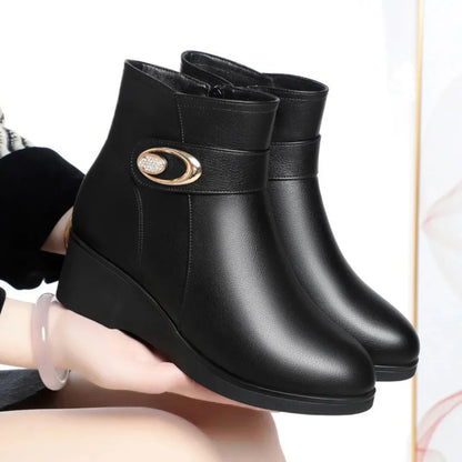 Celia Gevoerde Enkellaarzen Dames – Elegante Winter Boots met Hak