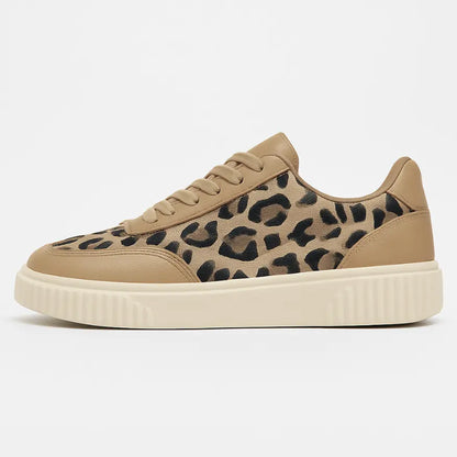 Kiki Hippe Panterprint Schoenen voor Dames - Comfortabele Sneakers