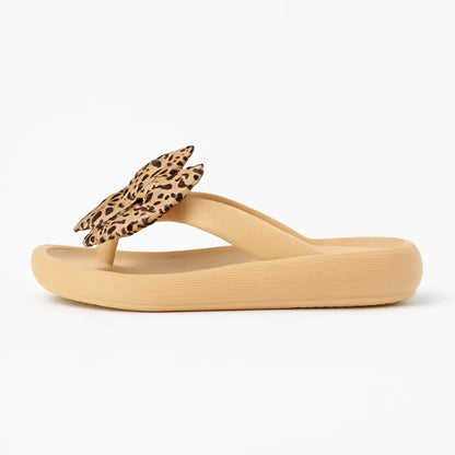 Liv Slippers met Strik - Comfortabele Slippers met Panterprint