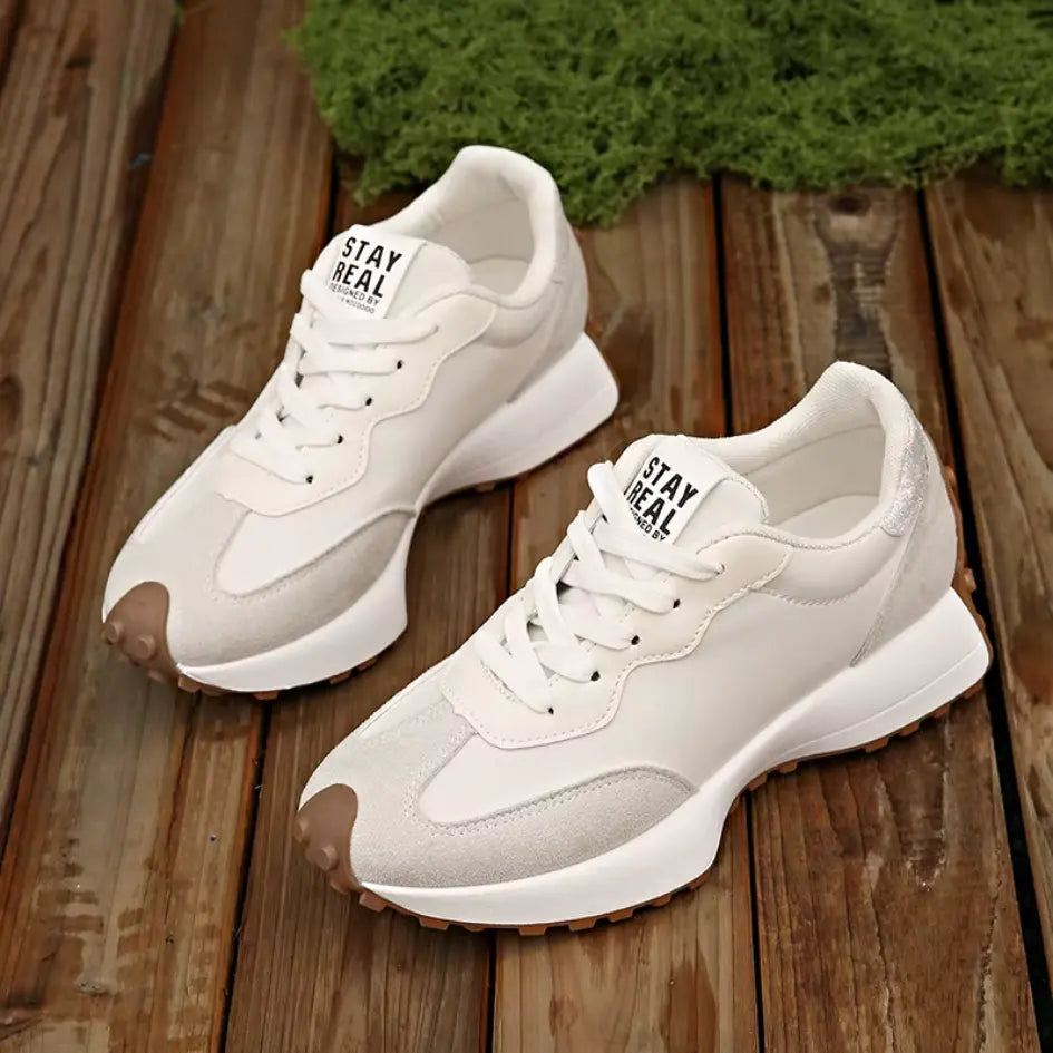 Luna Dames Sneakers – Witte Sportschoenen met Profielzool en Demping